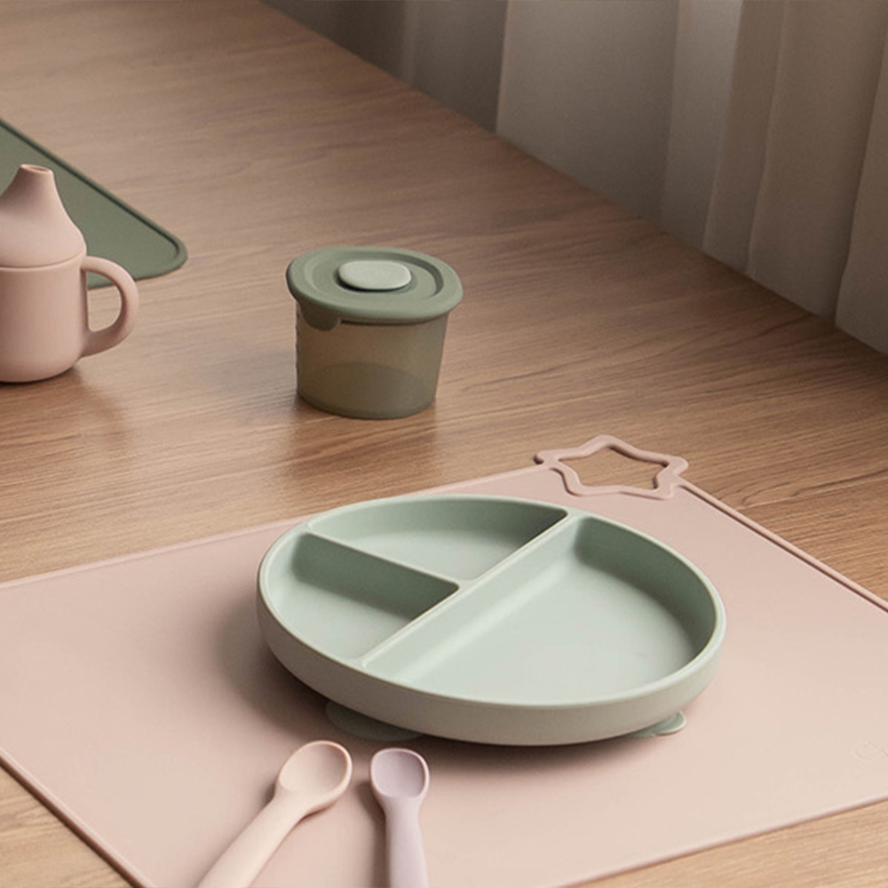 1PCS Simple Silicone Placemat  - Baby Food Restaurant review and price