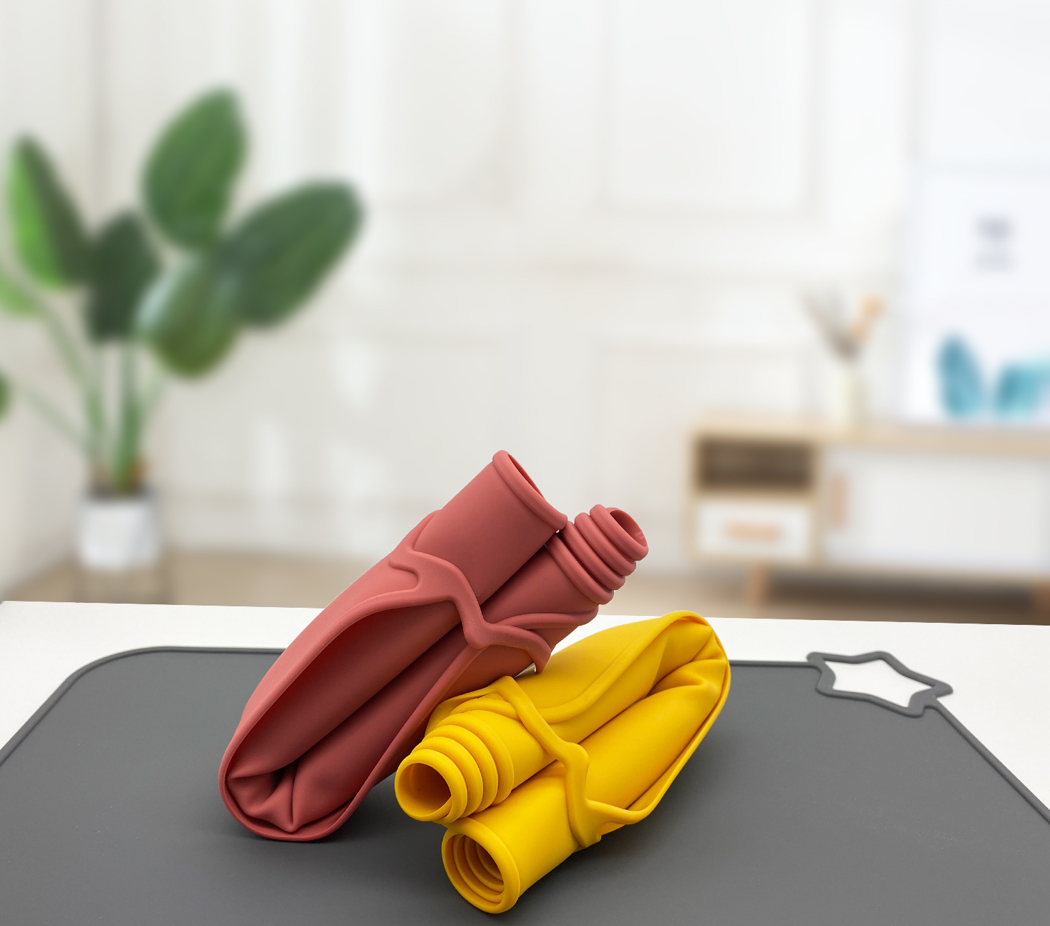 1PCS Simple Silicone Placemat  - Baby Food Restaurant review and price