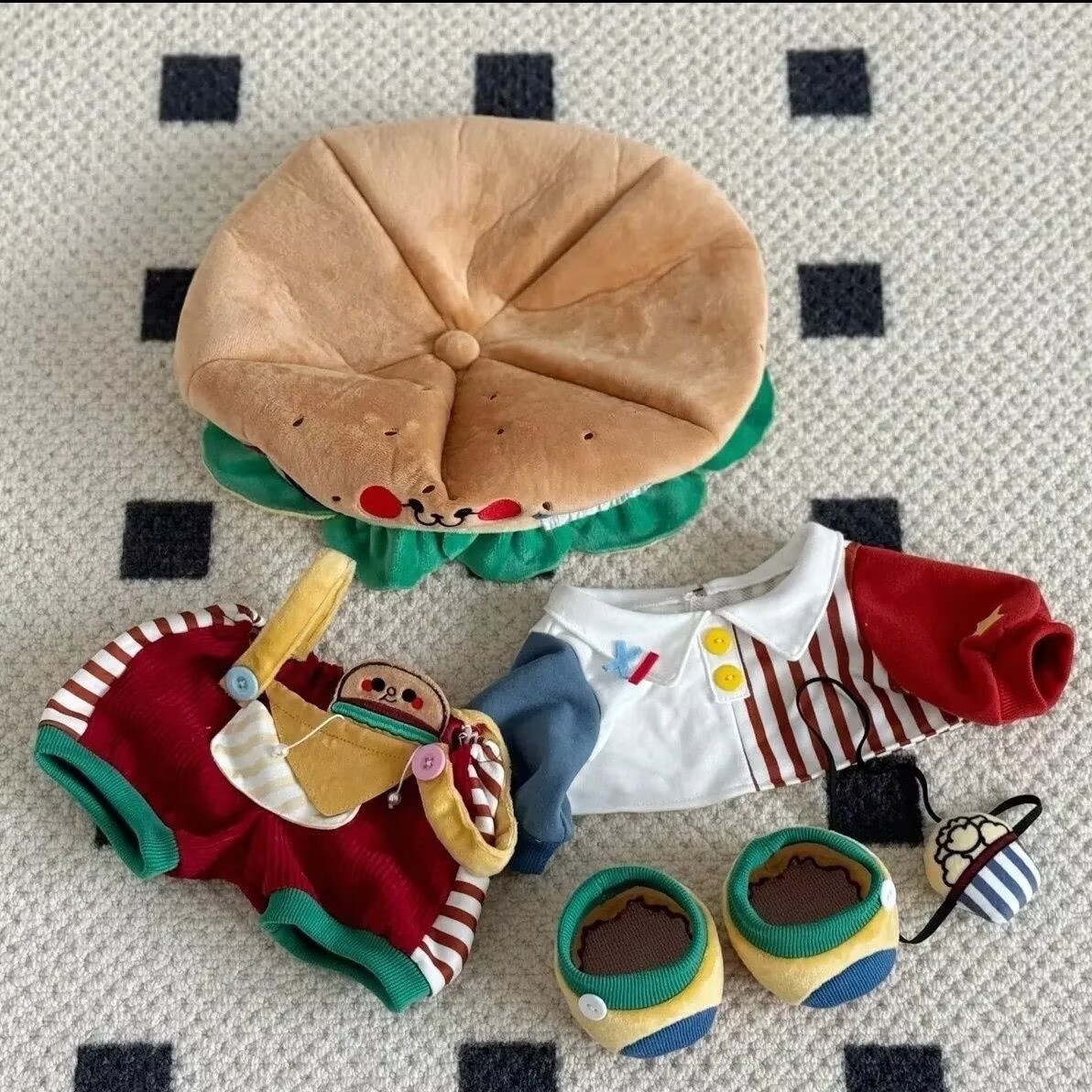 40cm Hamburg Baby Clothes Cake - Baby Food Restaurant review and price